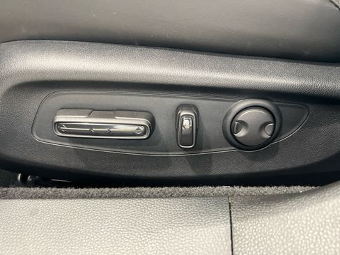 Used 2025 Honda Accord Touring image 19