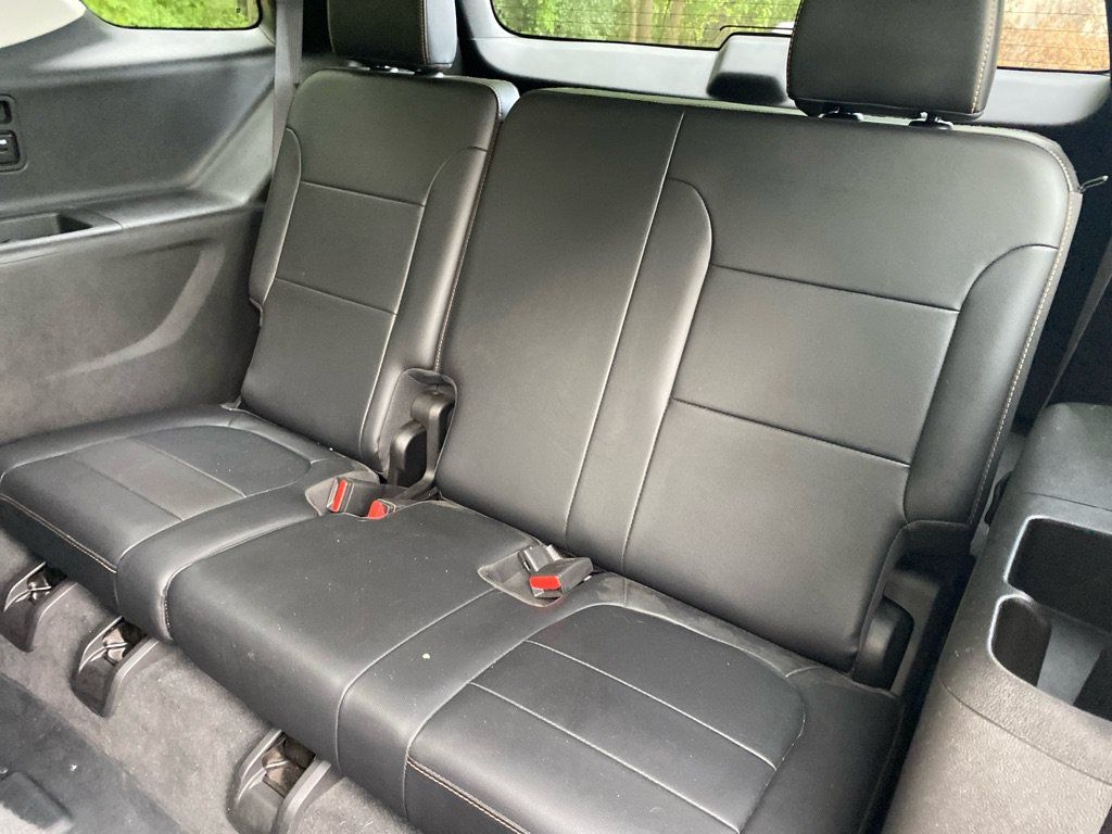 Used 2019 Chevrolet Traverse LT w/ LT Premium Package AWD/4WD image 22