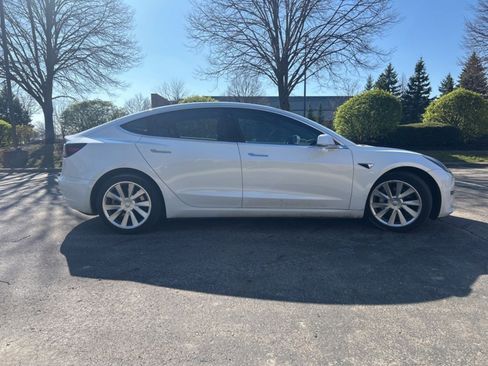 Used 2018 Tesla Model 3 Long Range image 7