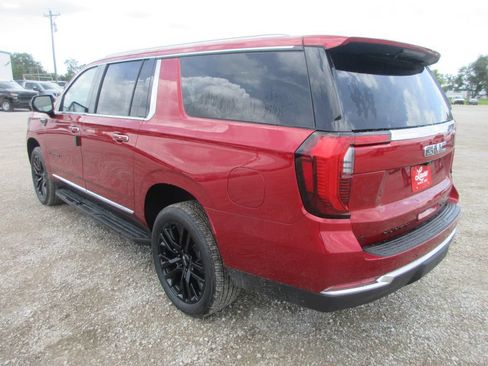 New 2026 GMC Yukon XL Elevation w/ Elevation Premium Package AWD/4WD image 6