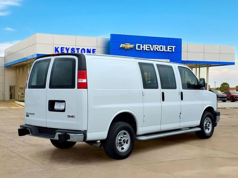 Used 2024 GMC Savana 2500 w/ Driver Convenience Package RWD image 7