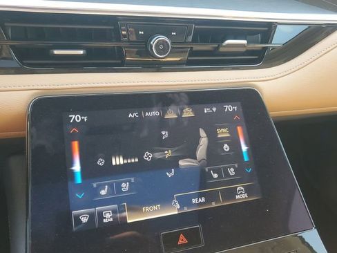 Used 2025 INFINITI QX80 Sensory image 29