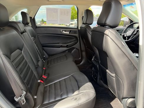 Used 2020 Ford Edge SEL w/ Convenience Package AWD/4WD image 30