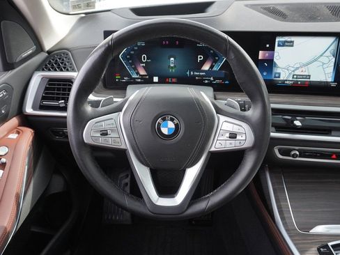 Used 2023 BMW X7 xDrive40i w/ Premium Package AWD/4WD image 44