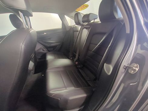 Used 2024 Volkswagen Jetta SE FWD image 17