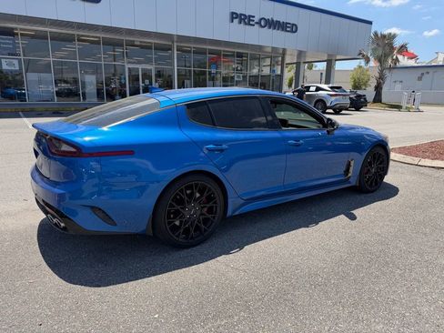 Used 2018 Kia Stinger GT image 3