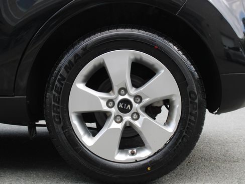 Used 2017 Kia Soul image 22