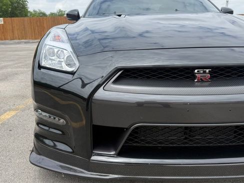 Used 2012 Nissan GT-R Black Edition AWD/4WD image 11