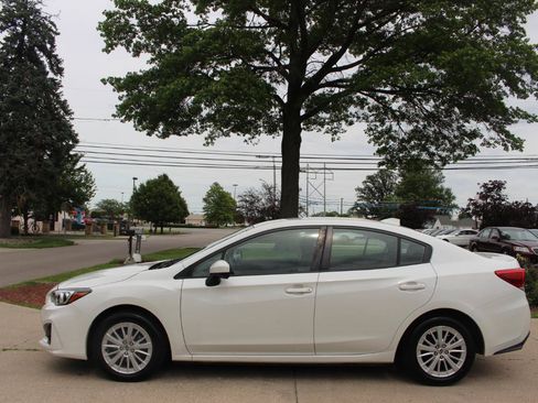 Used 2017 Subaru Impreza 2.0i Premium AWD/4WD image 6
