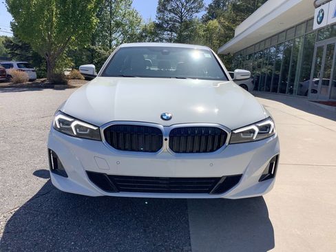 Certified 2025 BMW 330i Sedan w/ Premium Package image 10