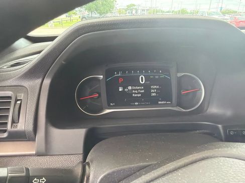 Used 2022 Honda Pilot Sport image 13
