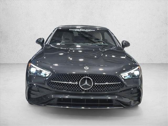 Used 2027 Mercedes-Benz CLE 450 4MATIC Cabriolet image 2