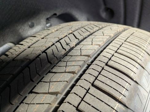 New 2025 Honda Pilot EX-L image 36