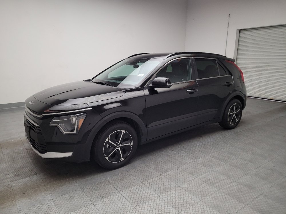 Used 2023 Kia Niro EX FWD image 2