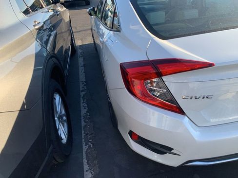 Used 2019 Honda Civic LX image 7