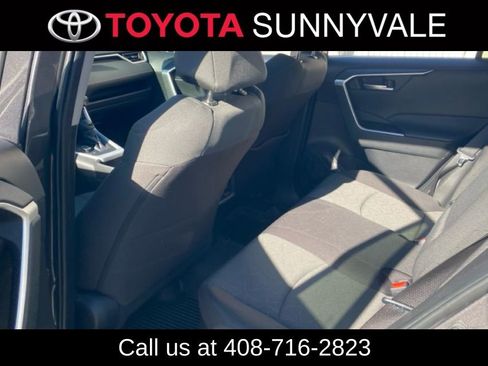 Used 2024 Toyota RAV4 XLE w/ Convenience Package image 5