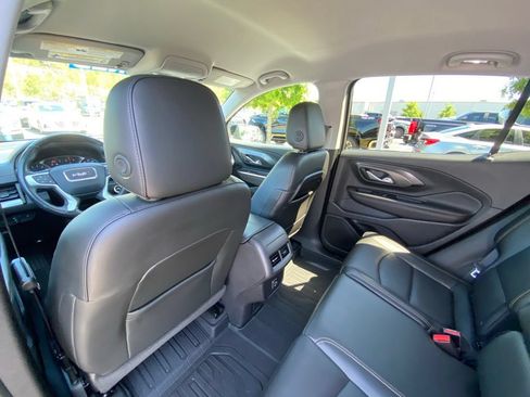 Used 2019 GMC Terrain SLT w/ Preferred Package FWD image 22