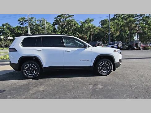 New 2026 Jeep Cherokee Limited AWD/4WD image 35