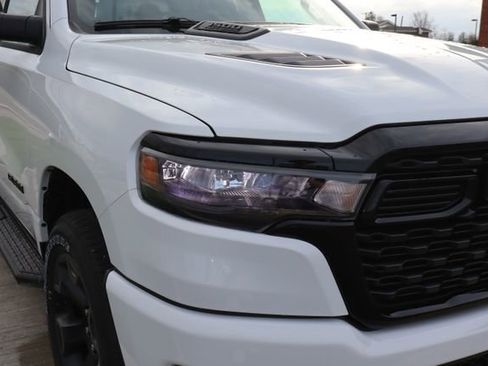 New 2026 RAM 1500 Express AWD/4WD image 3
