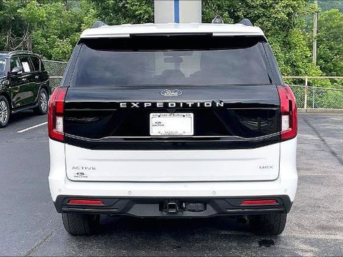 Certified 2025 Ford Expedition Max Active AWD/4WD image 4