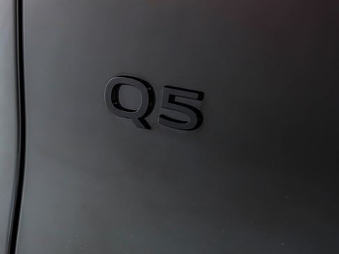 New 2025 Audi Q5 Premium Plus image 9