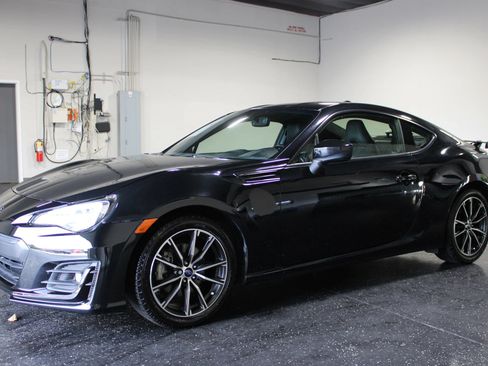 Used 2018 Subaru BRZ Limited RWD image 6