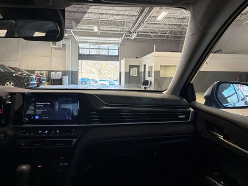 Used 2025 Toyota Camry LE FWD image 35