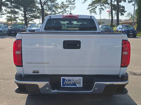 Certified 2022 Chevrolet Colorado W/T w/ WT Convenience Package RWD image 4