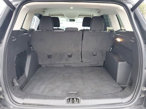 Used 2017 Ford Escape SE w/ Equipment Group 201A image 30