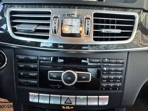 Used 2014 Mercedes-Benz E 350 Sedan image 17