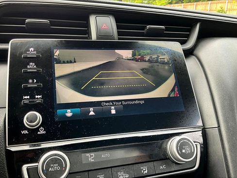 Used 2019 Honda Insight EX image 11