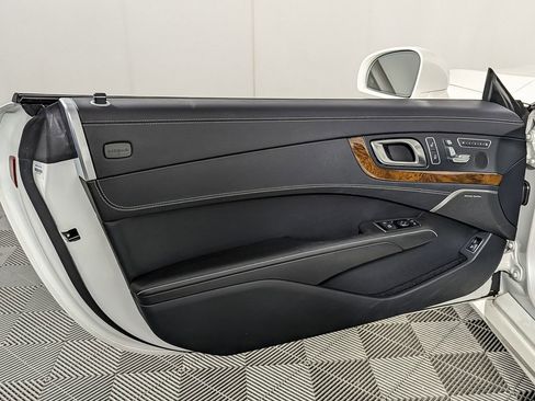 Used 2013 Mercedes-Benz SL 550 SL 550 image 17