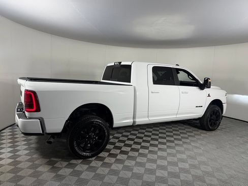 Used 2025 RAM 2500 Laramie w/ Night Edition AWD/4WD image 10