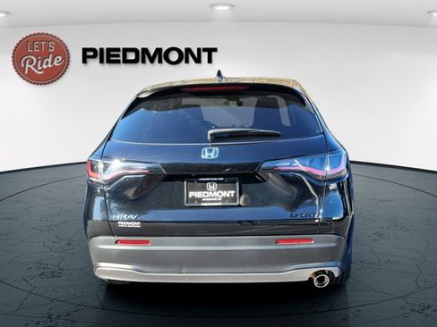 Certified 2024 Honda HR-V Sport image 8