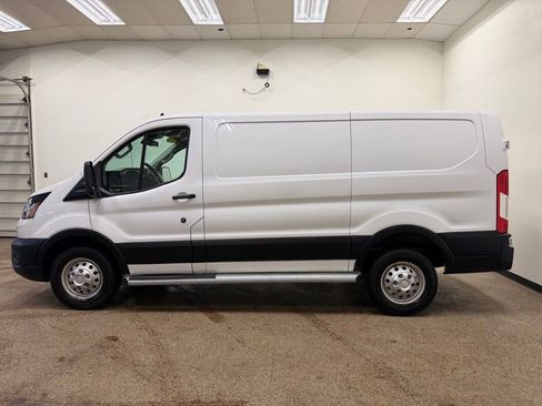 Used 2024 Ford Transit 250 Low Roof AWD w/ Exterior Upgrade Package image 2