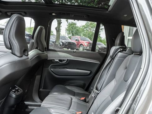 Used 2024 Volvo XC90 B6 Ultimate w/ Protection Package Premier AWD/4WD image 23