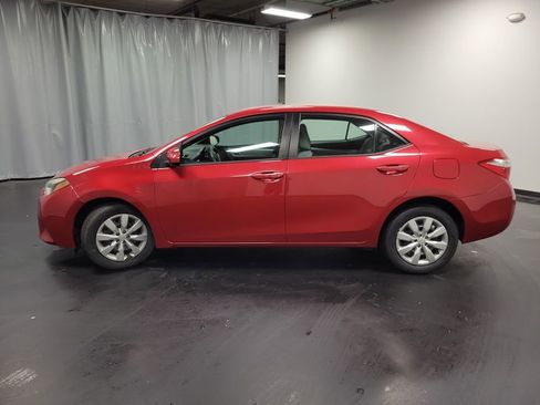 Used 2016 Toyota Corolla LE FWD image 5