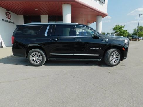 Used 2023 GMC Yukon XL Denali image 44
