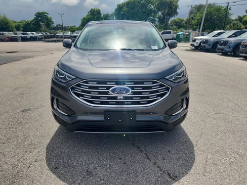 Used 2020 Ford Edge Titanium w/ Equipment Group 301A FWD image 8