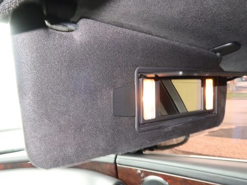 Used 2017 Jaguar XJ R-Sport image 43