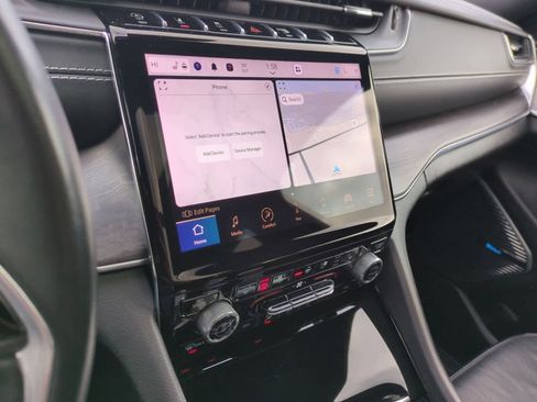 Used 2022 Jeep Grand Cherokee Overland image 29