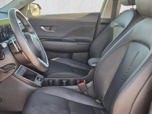 Used 2024 Hyundai Kona Limited image 21