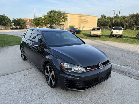 Used 2015 Volkswagen GTI S FWD image 4
