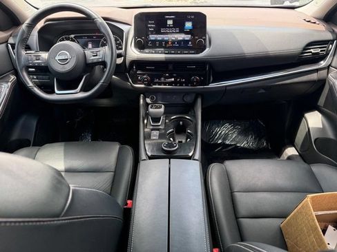 Used 2023 Nissan Rogue SL w/ SL Premium Package AWD/4WD image 12