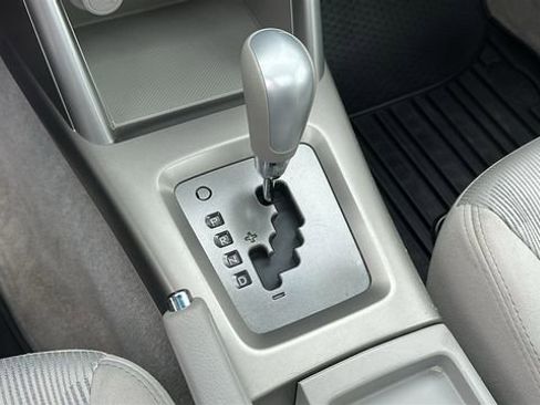 Used 2010 Subaru Forester 2.5X Premium image 17