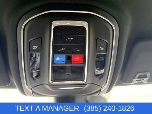 New 2026 Jeep Grand Cherokee Altitude image 18