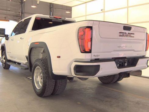 Used 2020 GMC Sierra 3500 Denali w/ Denali Ultimate Package AWD/4WD image 5