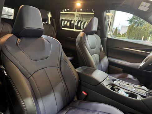New 2026 INFINITI QX60 Sport image 29