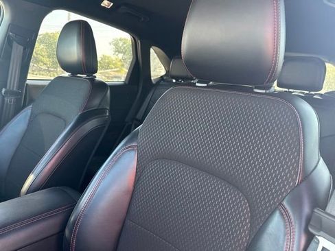 Used 2025 Ford Escape ST-Line FWD image 9