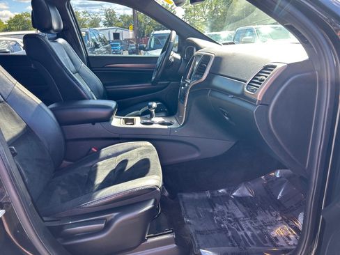 Used 2015 Jeep Grand Cherokee Altitude AWD/4WD image 16